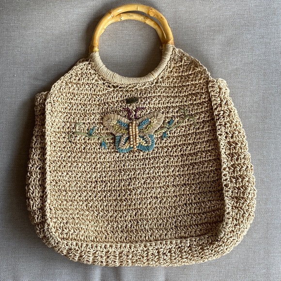 SCALA vintage straw weave purse. Measures approximately 9” x 9” Bottom/sides 3” - Picture 1 of 6